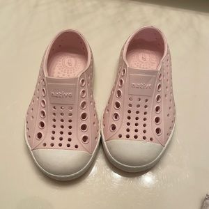 Toddler size 5 light pink Native slip on shoes